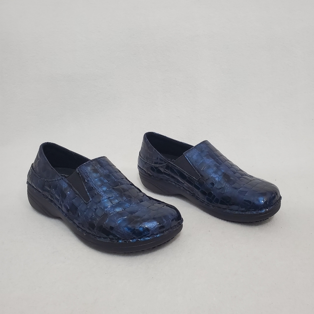 Spring Step Barely Worn Blue Python Manila Croco Clogs